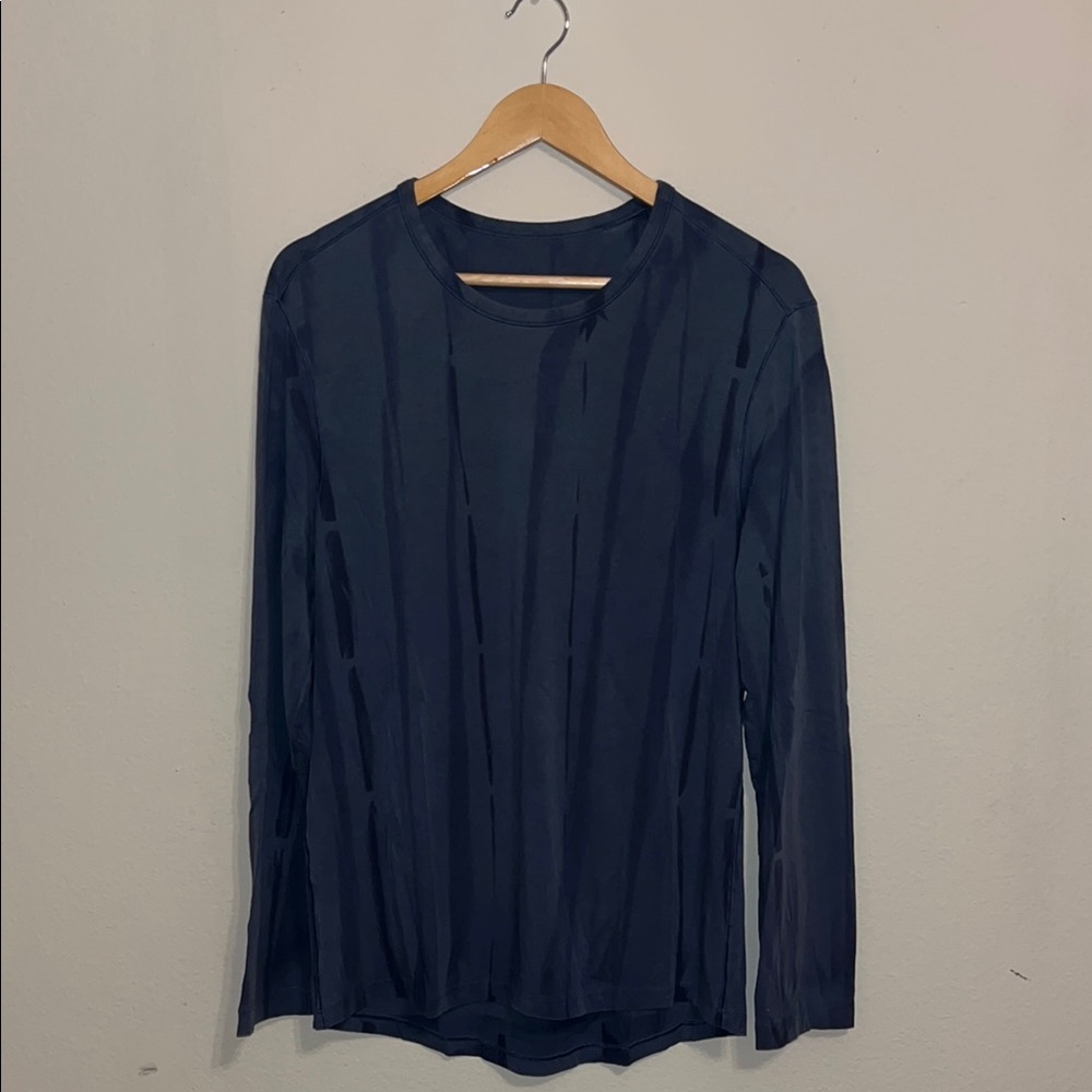 Lululemon Men’s 5-Yr Long Sleeve Tie Dye shirt